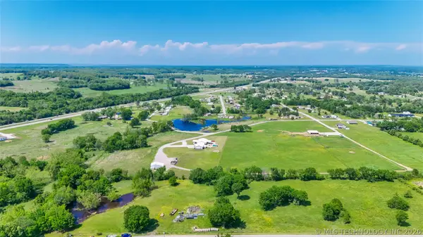 Deer Creek Road, Claremore, OK 74017