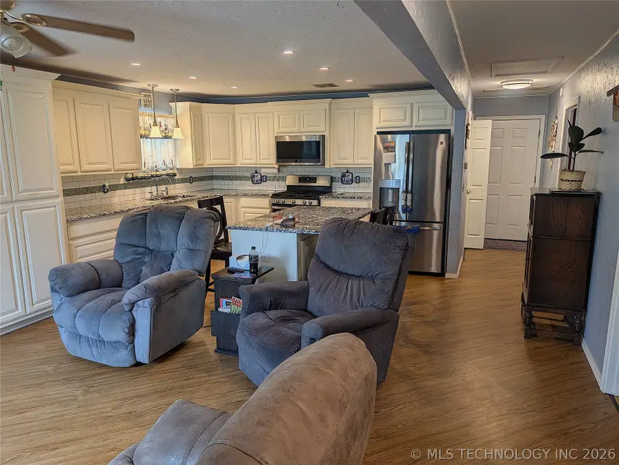 4104 Shay Road, Kingston, OK 73439 - #2