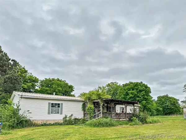 15520 N Clear Creek Road, Hulbert, OK 74441