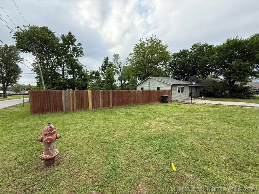 629 S Florence Avenue, Claremore, OK 74017 - #3