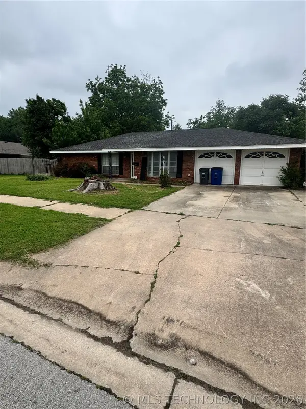 3815 S 82nd East Avenue, Tulsa, OK 74145