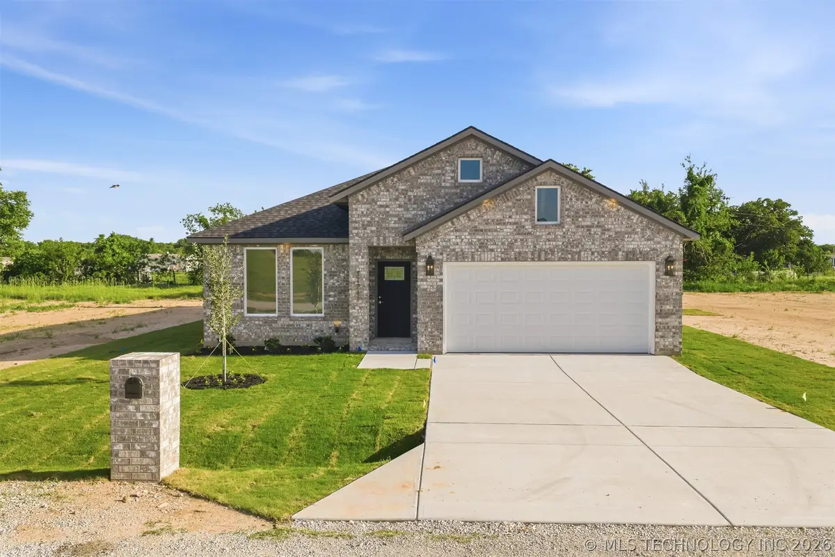 12741 Post Oak Circle, Marietta, OK 73448 - #1