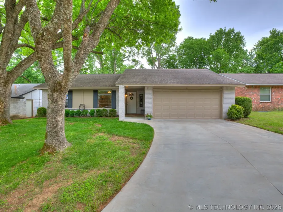 309 E Austin Street, Broken Arrow, OK 74011 - #2