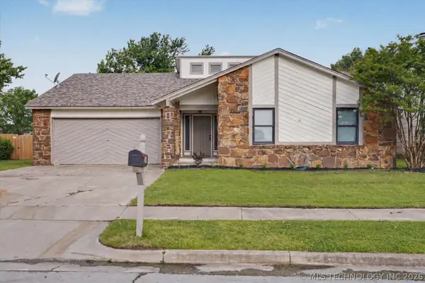 8426 N 117th East Avenue, Owasso, OK 74055