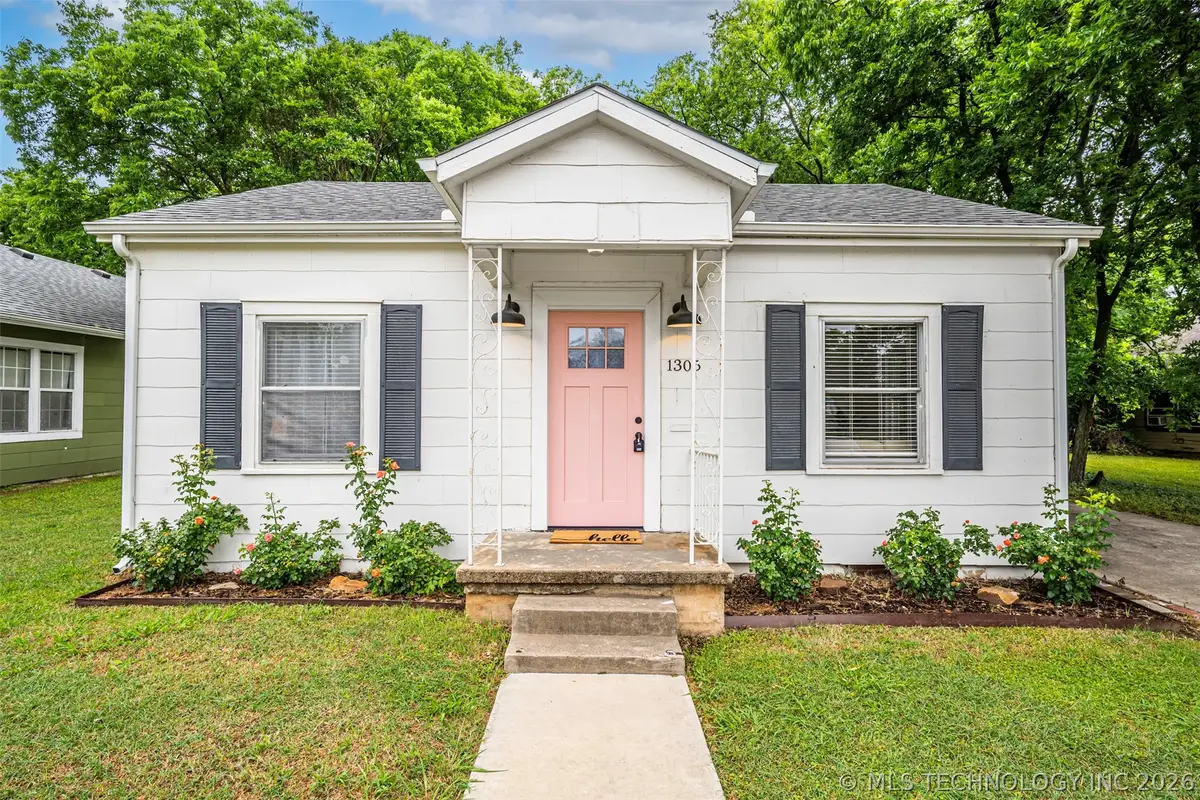 1305 Hargrove Street, Ardmore, OK 73401 - #1