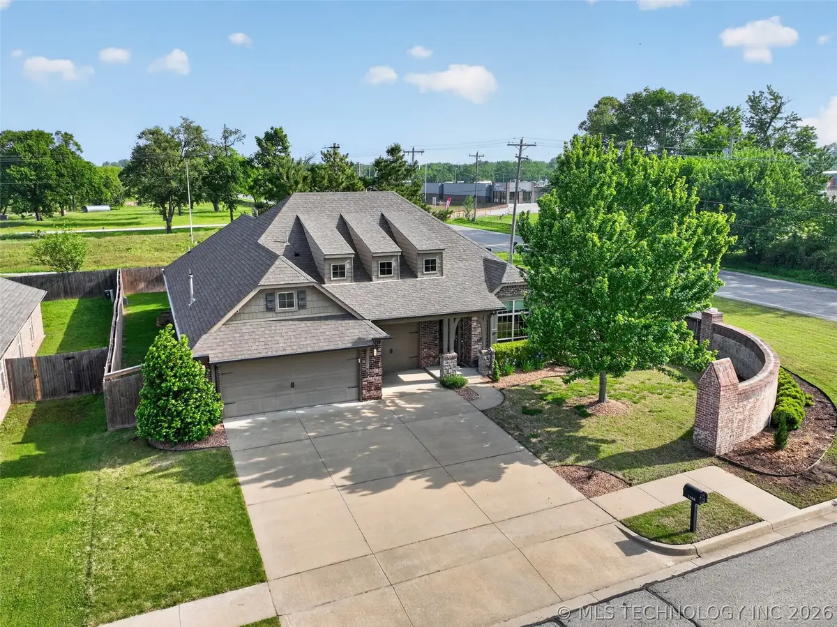 1955 E 136th Street S, Glenpool, OK 74033 - #1