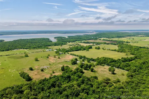 1 Texanna Road, Checotah, OK 74432