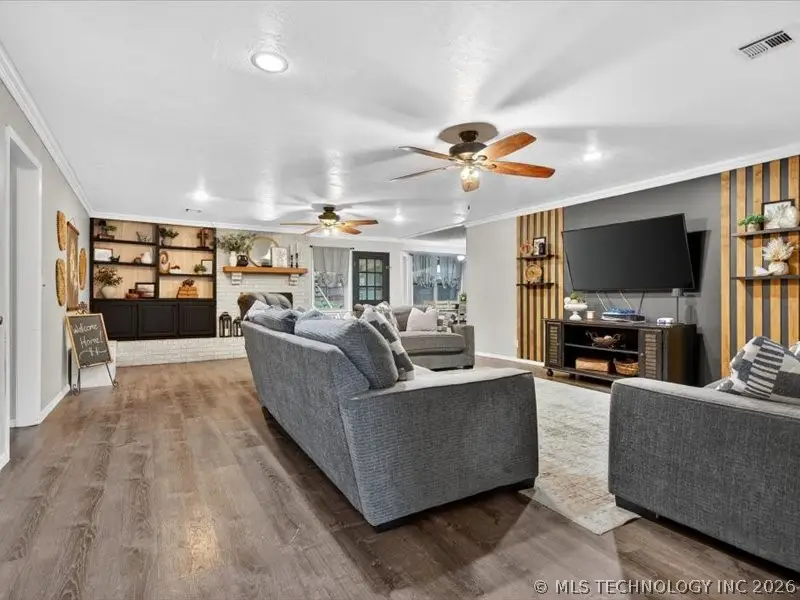 1869 Putnam Drive, Bartlesville, OK 74006 - #3