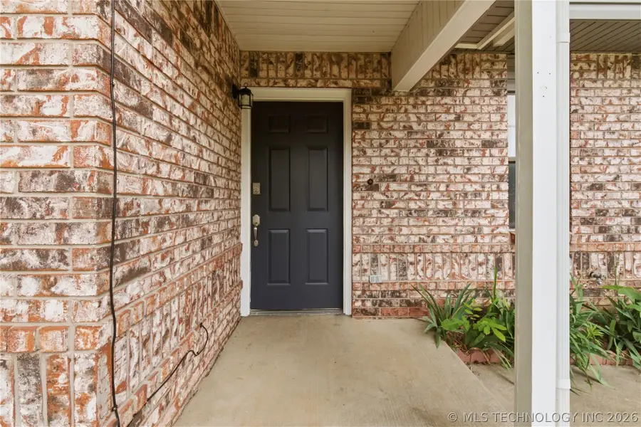 5405 S Lions Avenue, Broken Arrow, OK 74011 - #2
