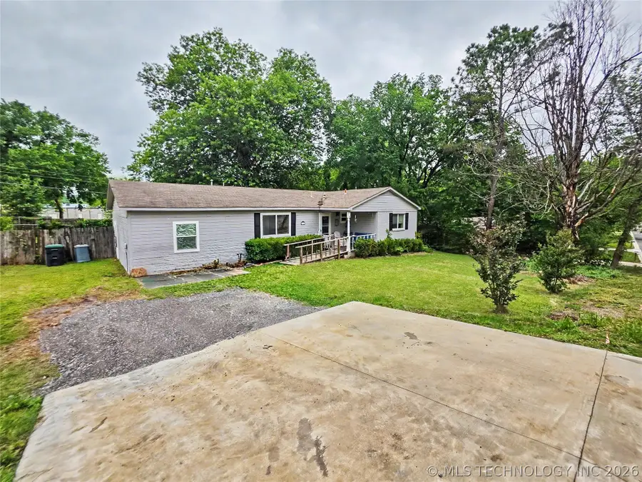 2112 White Avenue, Tahlequah, OK 74464 - #2