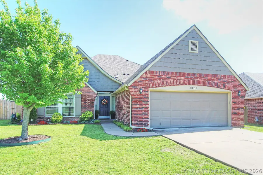 3009 Lincoln Road, Bartlesville, OK 74006 - #2