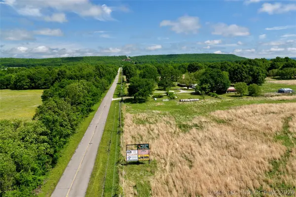4 Texanna Road, Checotah, OK 74432