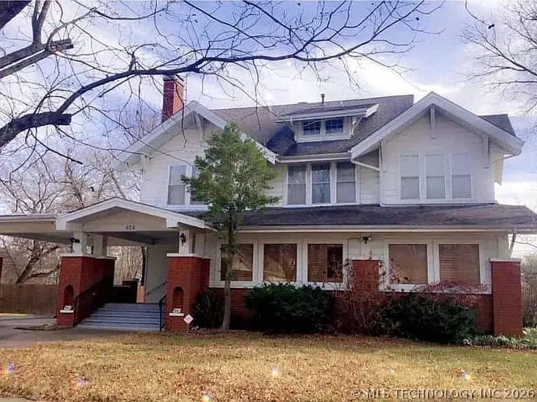 924 Vine Street, Chelsea, OK 74016 - #1