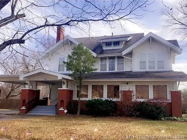 924 Vine Street, Chelsea, OK 74016