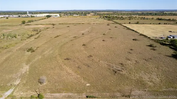 S 280 Road, Wagoner, OK 74467