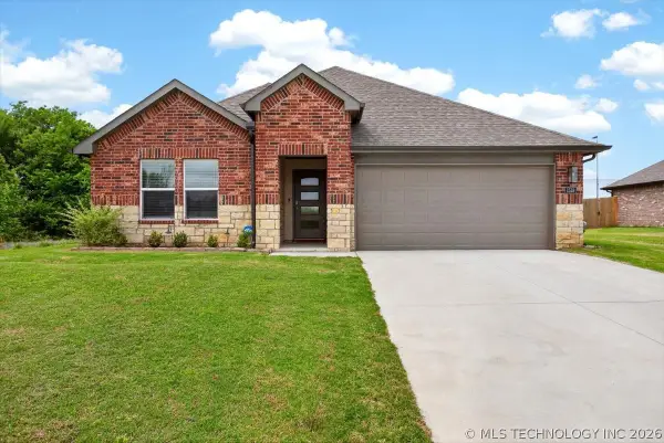 1518 S 72nd Place, Broken Arrow, OK 74014