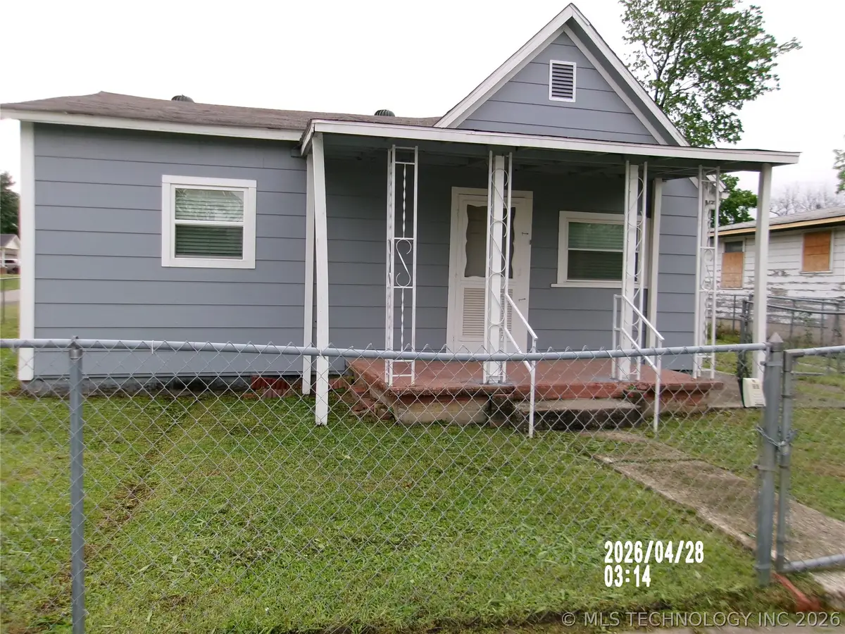 721 S Hickory Avenue, Bartlesville, OK 74003 - #1