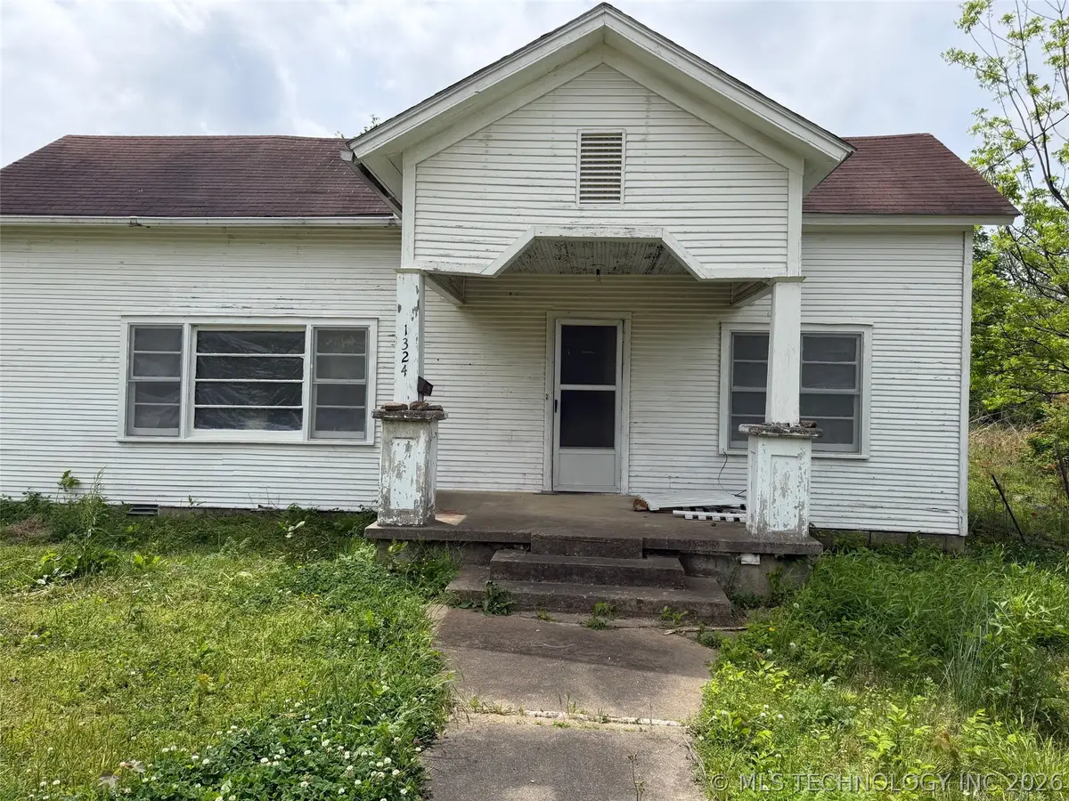 1324 Pennsylvania, Hartshorne, OK 74547 - #1