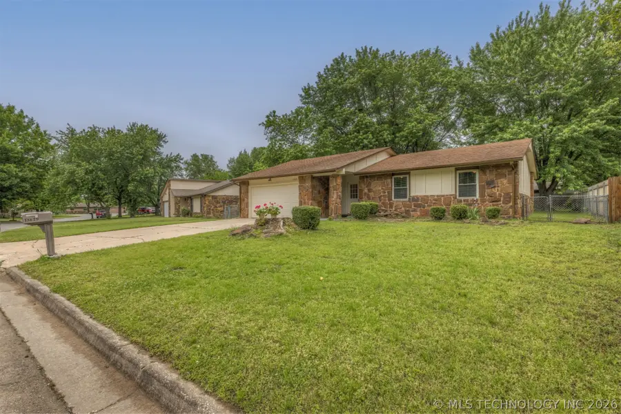 13629 S 285th East Avenue, Coweta, OK 74429 - #2