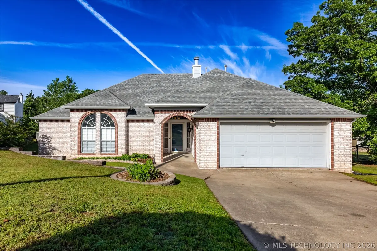 3712 Silver Oak Court, Tulsa, OK 74107 - #1