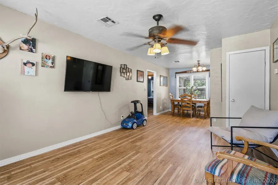 1713 W Wynnewood Avenue, Sulphur, OK 73086 - #3