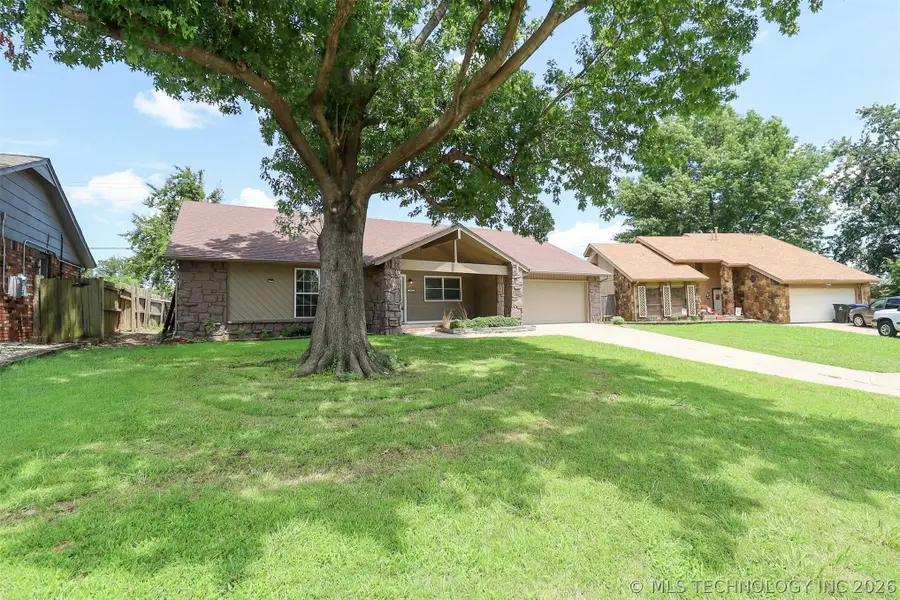 1404 W Indianola Street, Broken Arrow, OK 74012 - #2