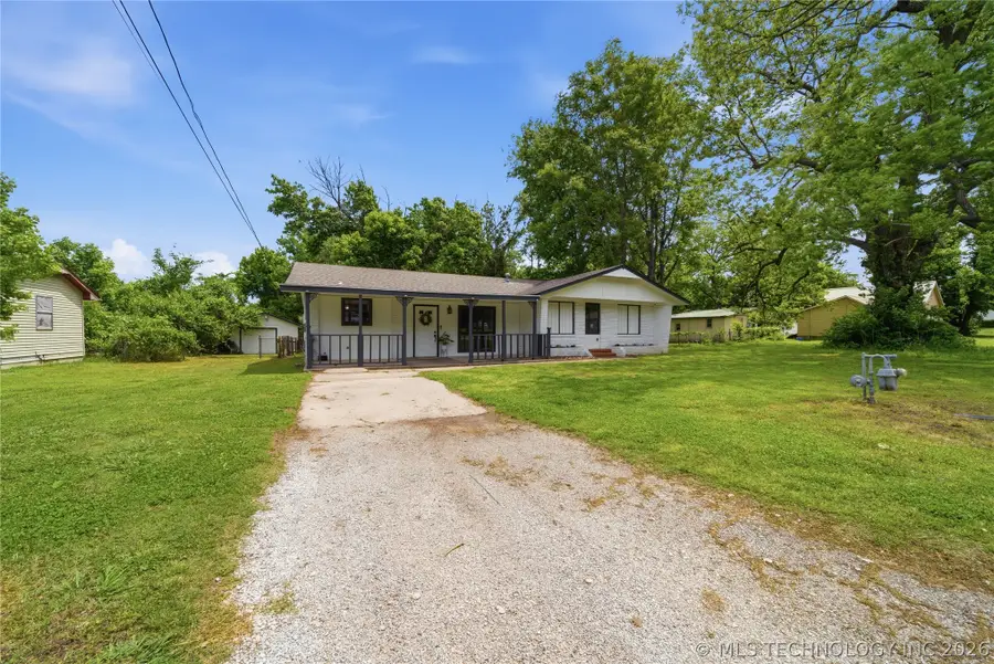 515 N 14th Street, Collinsville, OK 74021 - #2