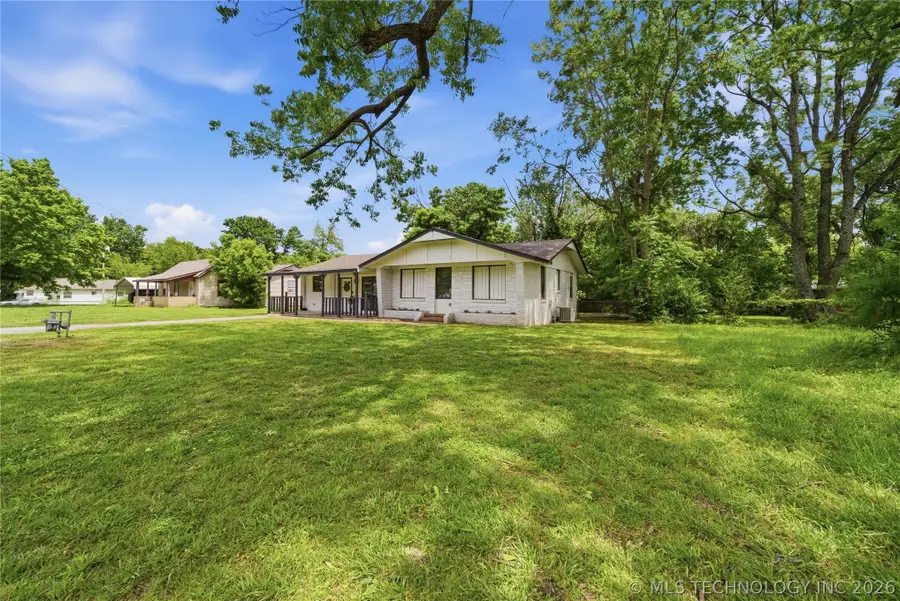 515 N 14th Street, Collinsville, OK 74021 - #3