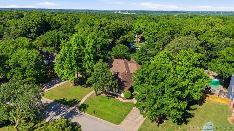 10506 S Toledo Avenue, Tulsa, OK 74137 - #2