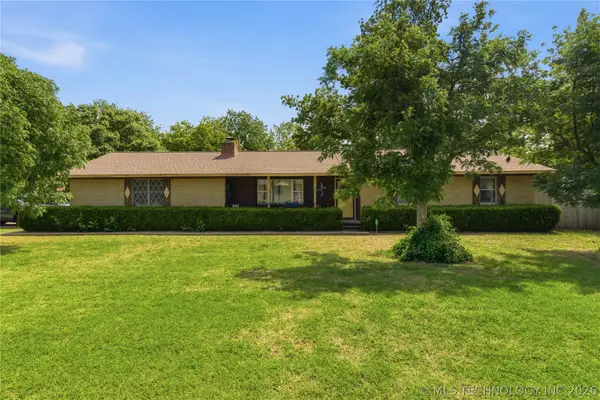 411 N Forest Street, Jenks, OK 74037