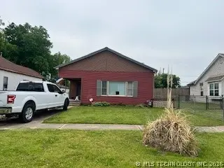 1006 E Mcleod Avenue, Sapulpa, OK 74066 - #1