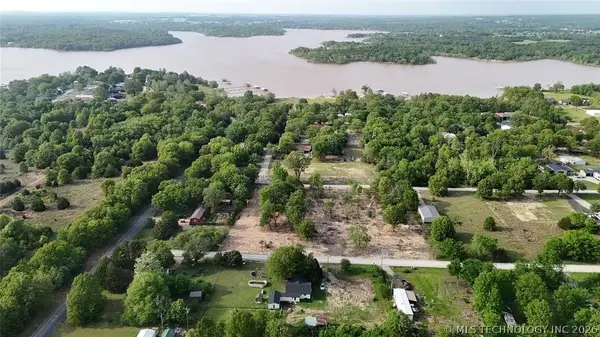 4 E 1168 Road, Eufaula, OK 74432