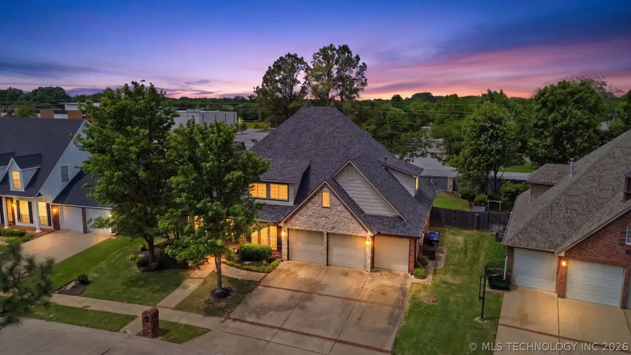 3828 S Sequoia Avenue, Broken Arrow, OK 74011 - #2