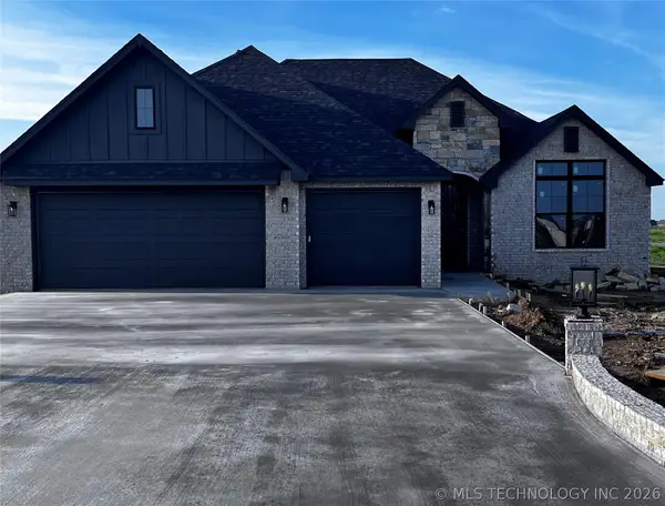 5677 E 136th Place, Collinsville, OK 74021