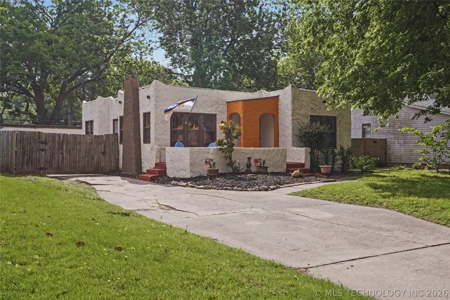 4223 S Madison Place, Tulsa, OK 74105 - #2