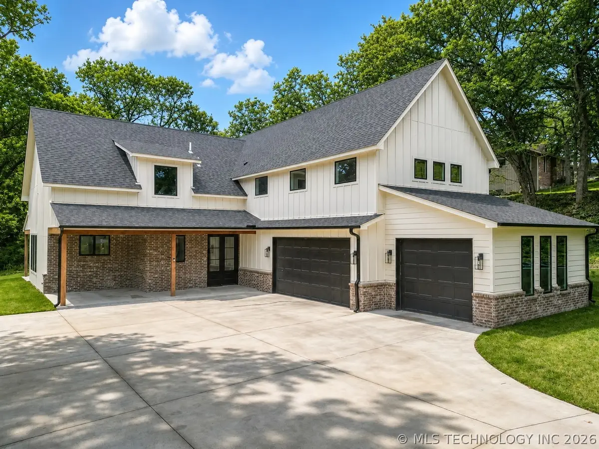1000 S Moccasin Place, Sapulpa, OK 74066 - #1