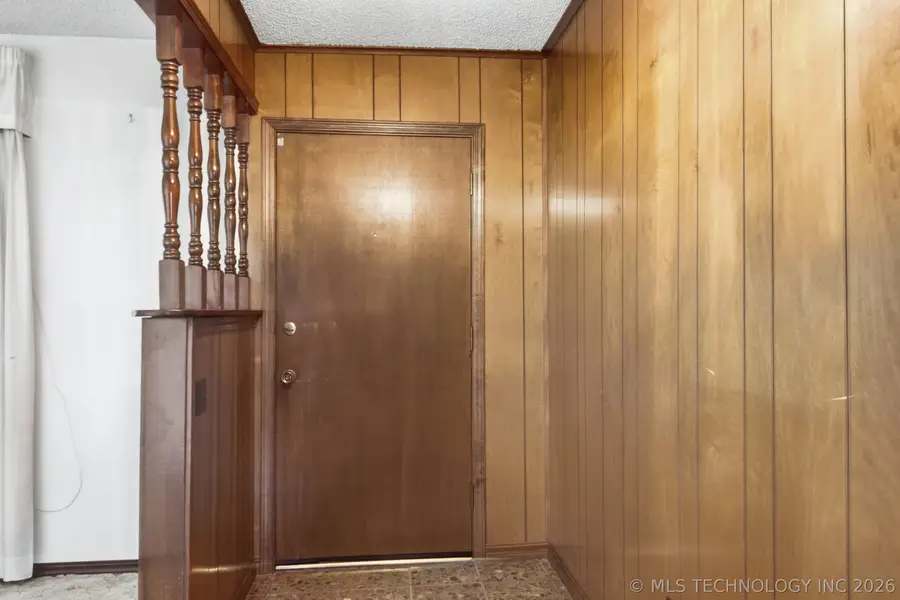 530 W 8th Street, Chelsea, OK 74016 - #3