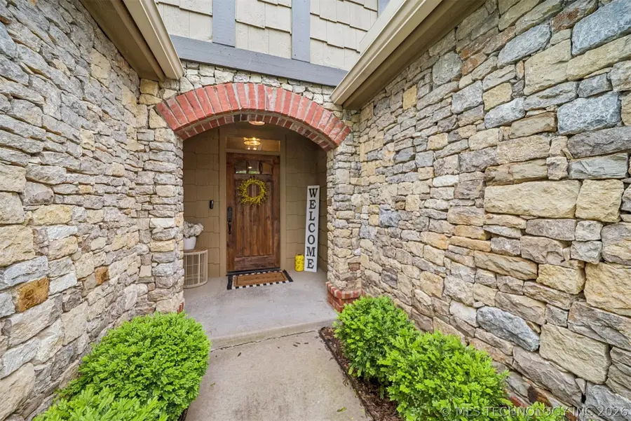 9128 E 120th Street S, Bixby, OK 74008 - #2