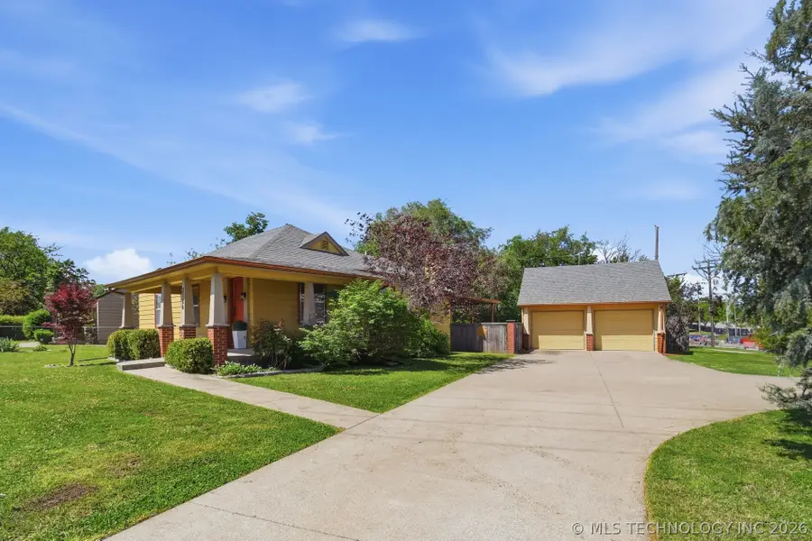 2106 S Oswego Place E, Tulsa, OK 74114 - #3