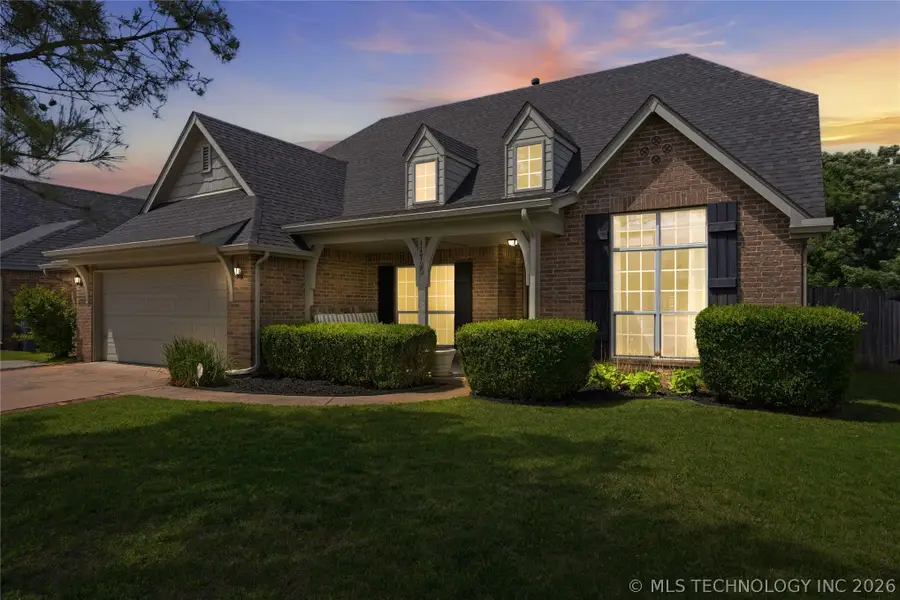 11720 S Vine Street, Jenks, OK 74037 - #2