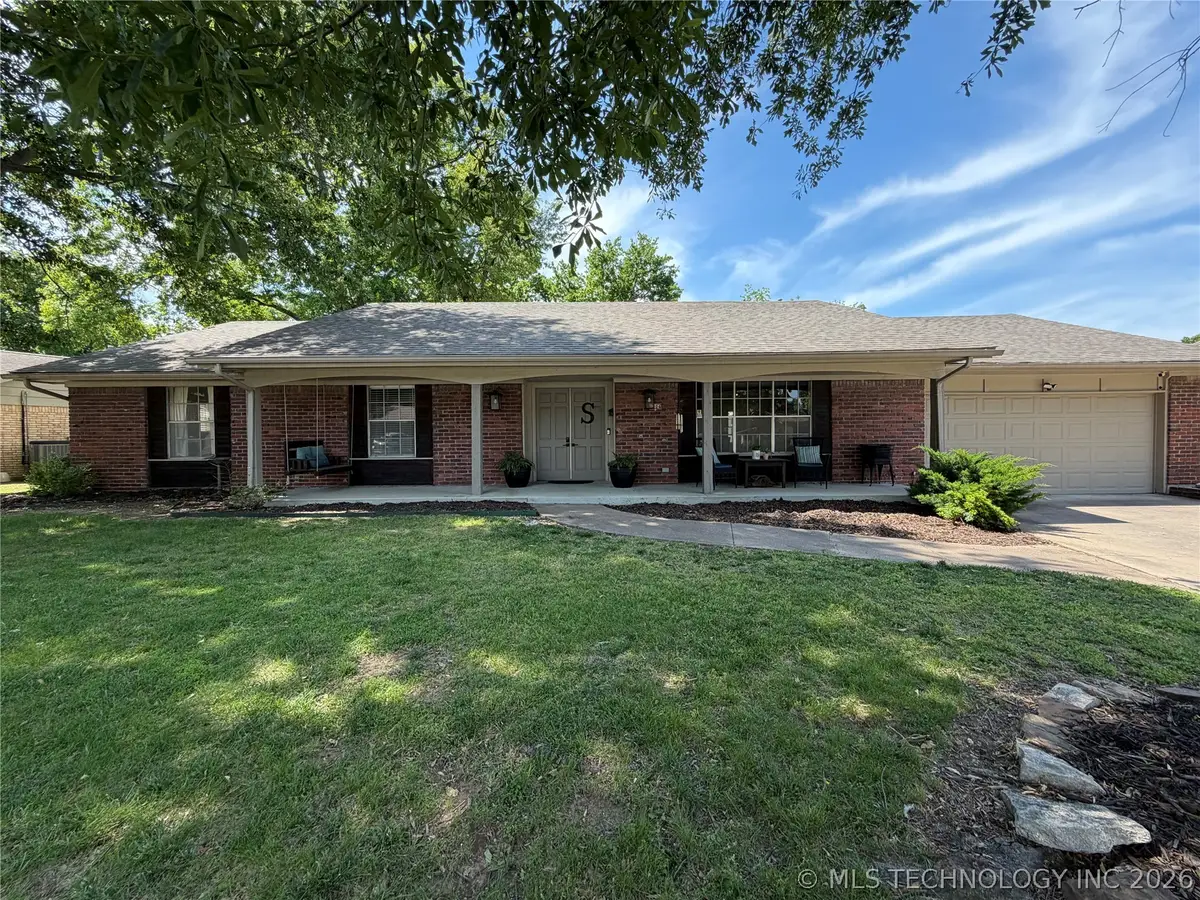 6904 E 53rd Place, Tulsa, OK 74145 - #1