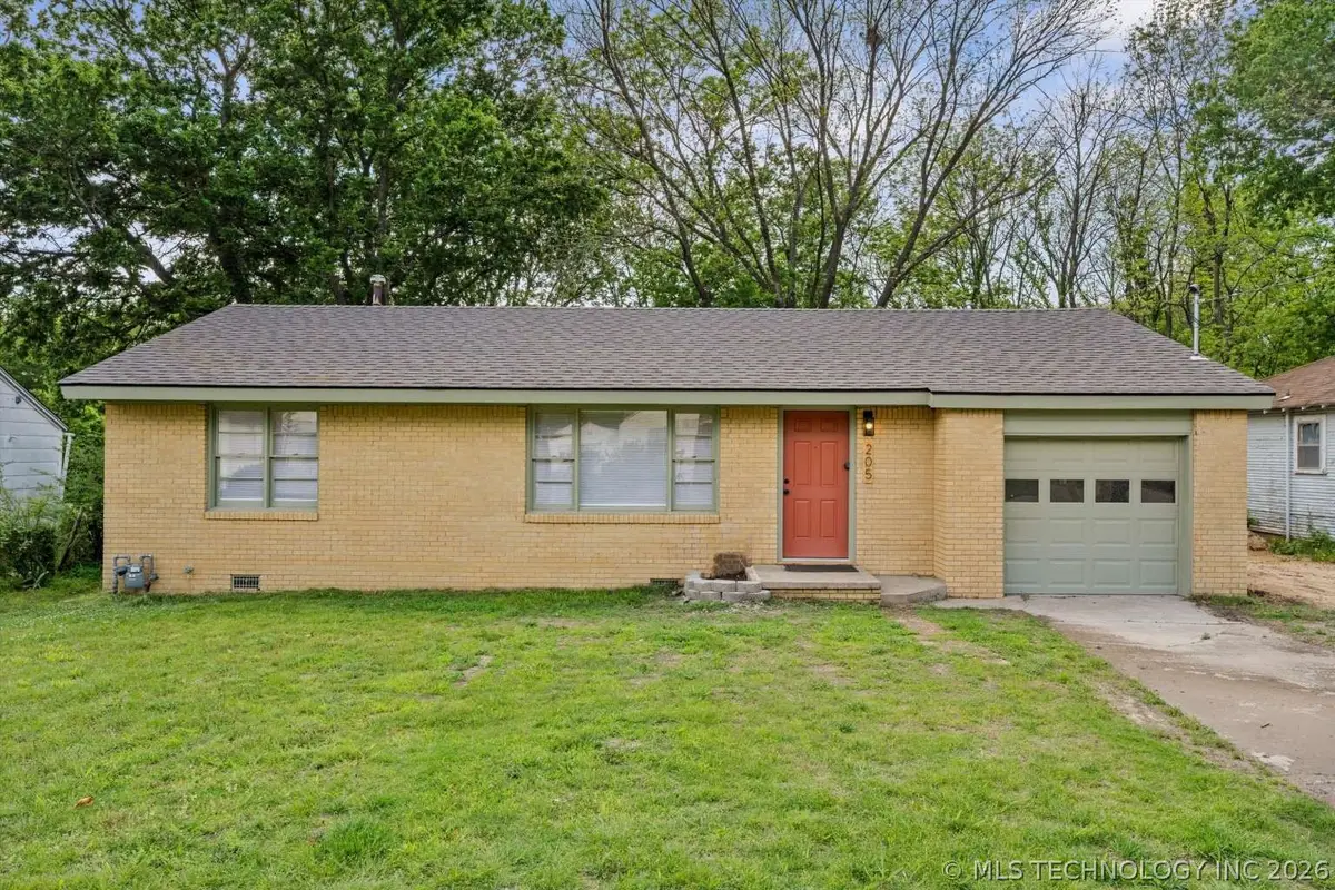 205 Home Avenue, Bartlesville, OK 74006 - #1