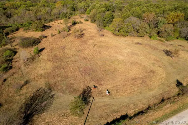 14665 N 210 Road, Okmulgee, OK 74447