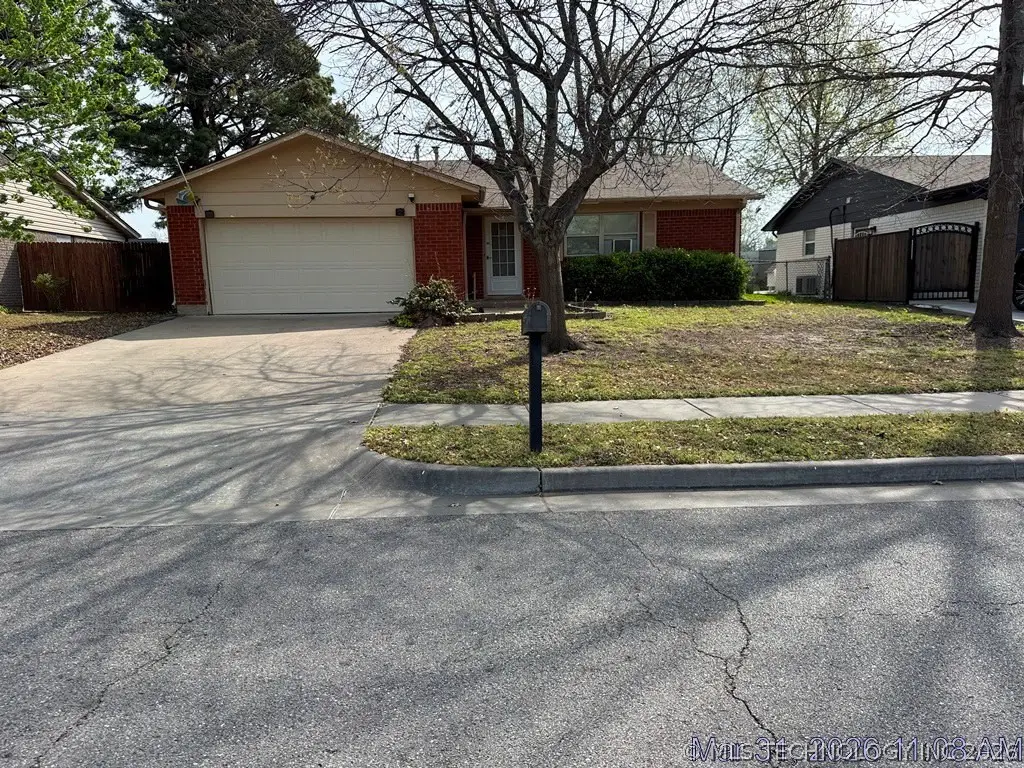 3129 S 124th East Avenue, Tulsa, OK 74146 - #1