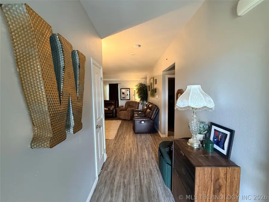 114 Lake Meadow Loop Drive, Durant, OK 74701 - #2