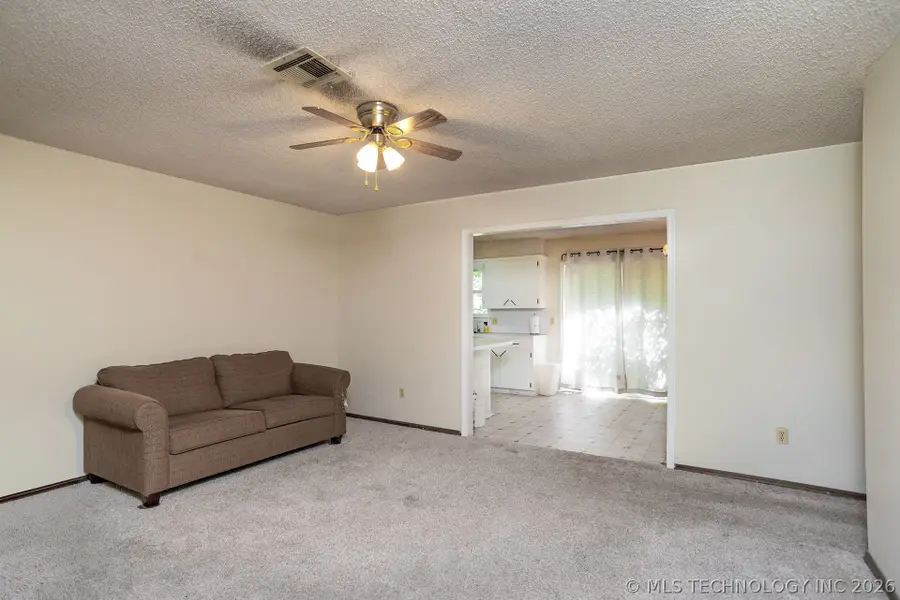 104 NE 7th, Perkins, OK 74059 - #3