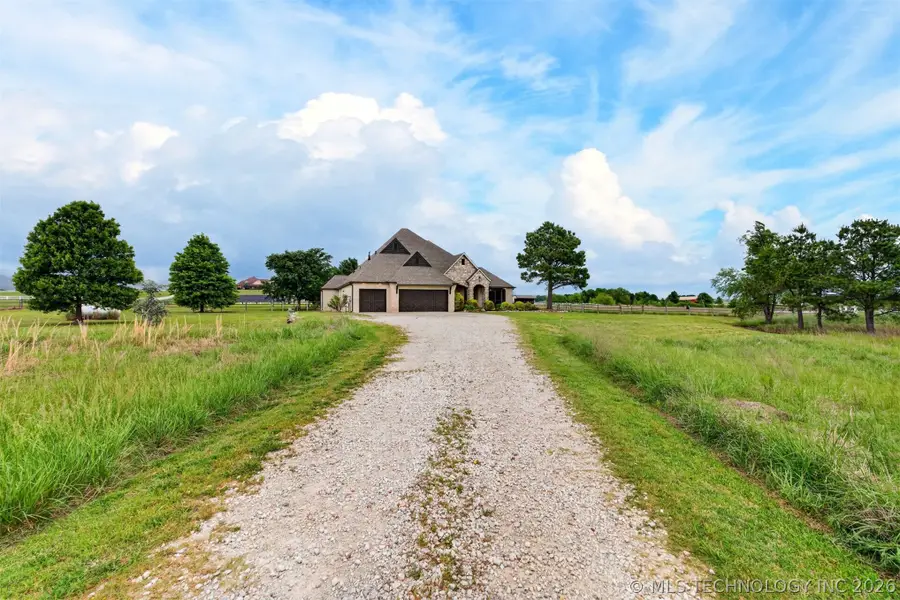 891 E 181st Street, Mounds, OK 74047 - #3