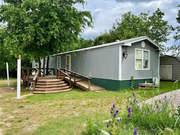 9998 Ray Avenue, Kingston, OK 73439