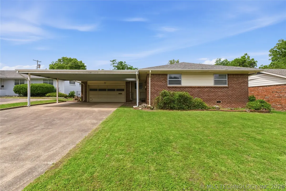 5355 E 27th Place, Tulsa, OK 74114 - #1