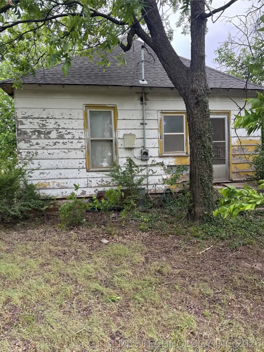 206 Comanche Street, Garber, OK 73738 - #2